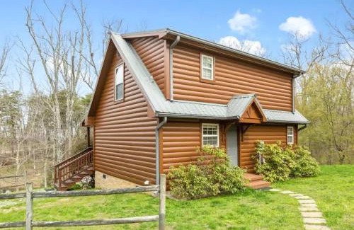 Trenton House | Mountain Hideaway at Cabins in the Clouds