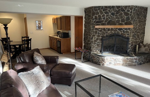Wenatchee Apartment | Mountain hideaway, minutes from Mission Ridge Ski and Board Resort