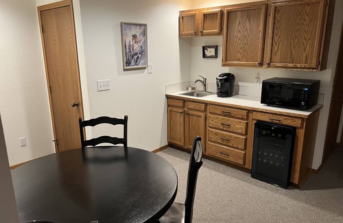 Wenatchee Apartment | Mountain hideaway, minutes from Mission Ridge Ski and Board Resort
