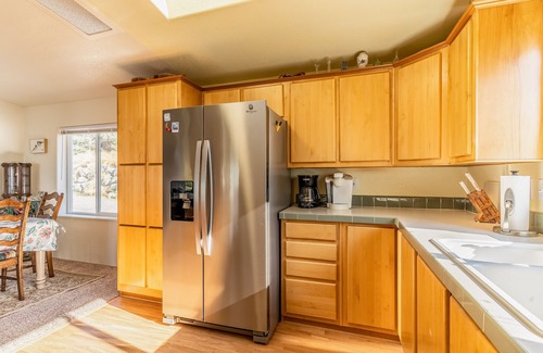 Somers House | Mountain home with Flathead Lake views, balcony & grill