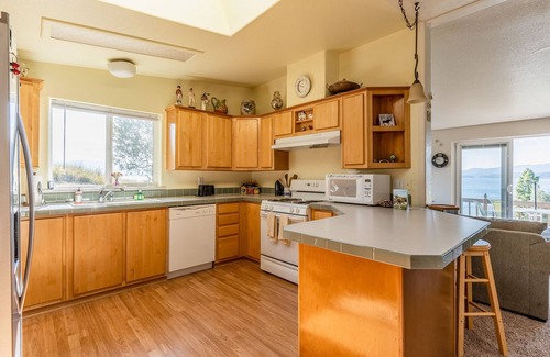 Somers House | Mountain home with Flathead Lake views, balcony & grill