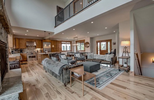 Basalt House | Mountain Lodge Oasis | 6BR w/Hot Tub Near Aspen