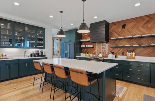 Blue Ridge House | Mountain Luxe Escape Hot Tub Arcade Gym Wi-Fi