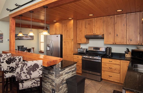 Emigrant House | Mountain Mirador Lodge | 4 Bed, 4 Bath