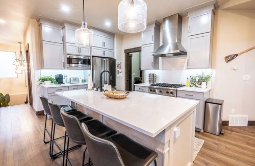 Park City House | Mountain Retreat - Hot Tub Media Room Gourmet Kitchen relaxing deck w/firepit