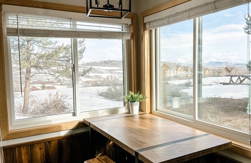 Granby Condo | Mountain Retreat with Beautiful Views & Fireplace