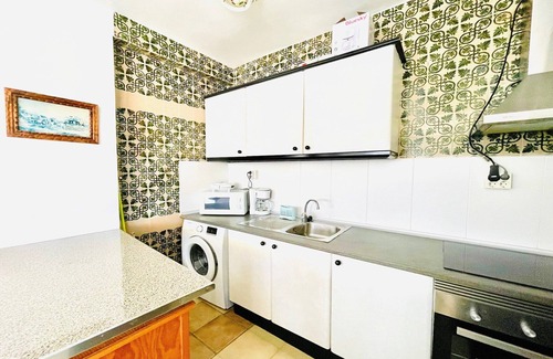 Roquetas de Mar Apartment | Mountain-View Apartment by Sea