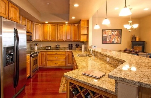 Leavenworth Condo | Mountain View Haus on Main - In the heart of "Bavaria"