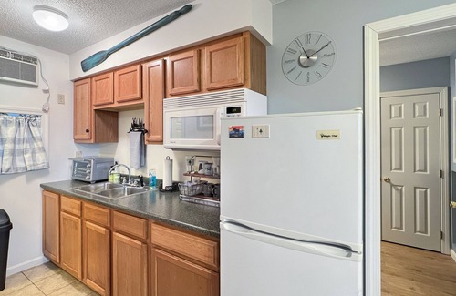 Rockwood Condo | Mountain View Loft (Stunning Mountain Views!)