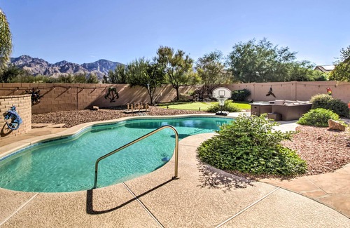 Rancho Vistoso House | Mountain View Paradise - Family Friendly, Heated Pool and Putting Green