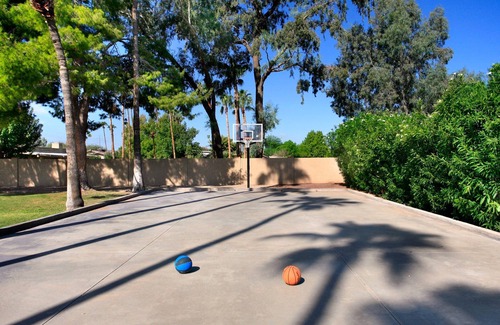 Central Scottsdale Villa | Mountain Views & Heated Pool/spa & Amenities Galore!