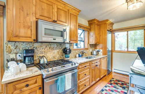Mountain Village House | Mountain Village Home Steps to Ski Lift & Shuttle!
