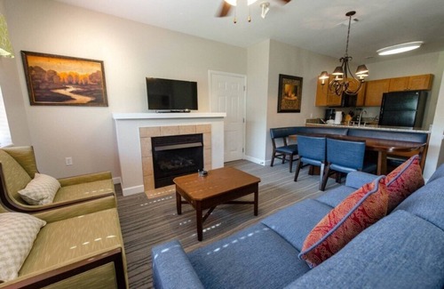 Gatlinburg House | MountainLoft 2 Bedroom 60 day blackout