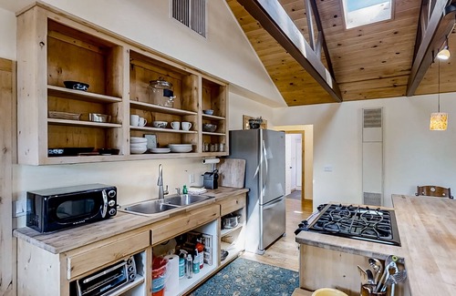 Cascadel Woods House | Mountainside home, dog-friendly, with deck, fireplace, washer/dryer, & WiFi