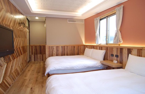 Ren'ai House | MountainTraveler