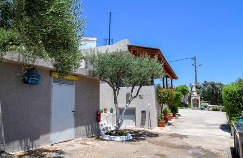 Agios Nikolaos House | Mourelo House