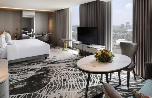Surabaya Hotel | Movenpick Surabaya City