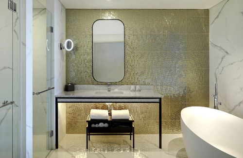 Surabaya Hotel | Movenpick Surabaya City