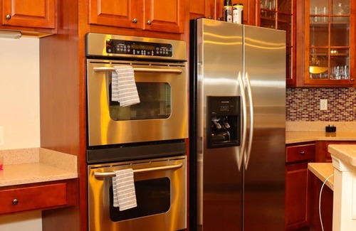 Fort Washington House | Movie Theater, 2 Kitchens and 6-BR DC & Harbor