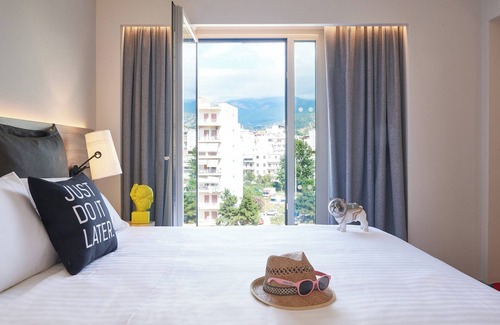 Patras Hotel | Moxy Patra Marina