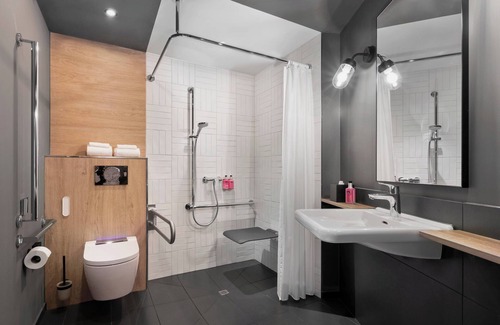 Rapperswil Hotel | Moxy Rapperswil