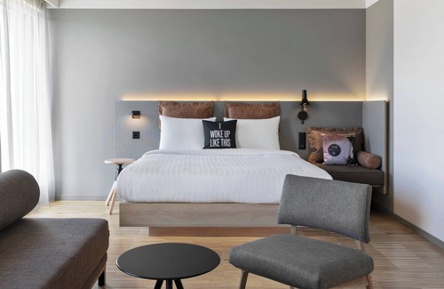 Rapperswil Hotel | Moxy Rapperswil