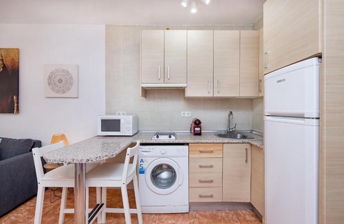 La Malagueta Apartment | MP11 Beachfront Apt/Prime Location/Beyond Peaceful 247