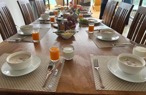 Moo 5 Villa | MQ 女王海滨别墅（6 bedroom）