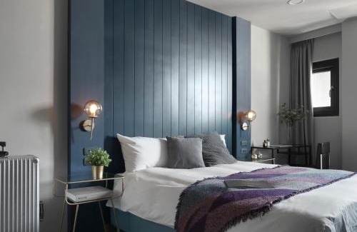 Central District Hotel | Mr.Mantter