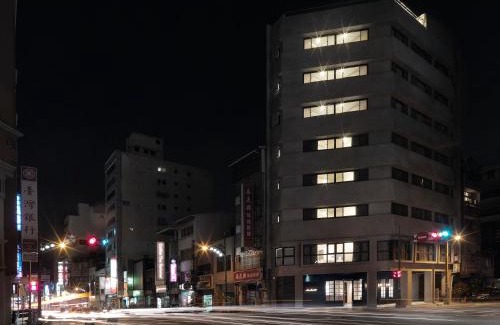 Central District Hotel | Mr.Mantter