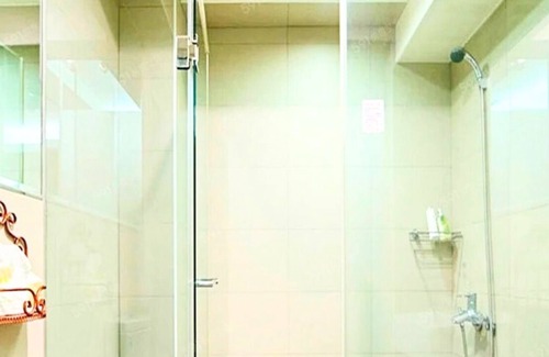 Zhongshan Apartment | 【MRT Elegant Room】Monthly Stay