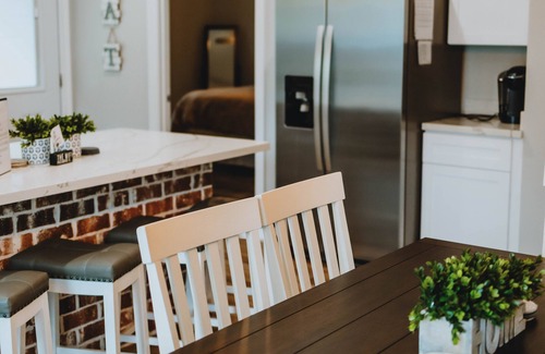 Biloxi House | Ms Annie's Coastal Hideaway - the perfect location in downtown Ocean Springs!