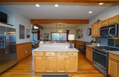 Thayerville House | Mt. Dew- AMAZING LAKE FRONT! 7 BR Home with Hot Tub, Fire Pit, Dock, Pool Table