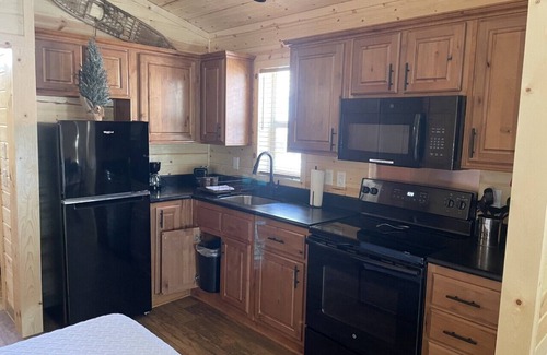 Summerhaven Cabin | Mt. Lemmon Village Cabin #7