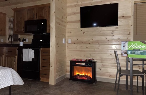 Summerhaven Cabin | Mt. Lemmon Village Cabin #7