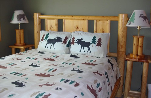 La Sal Cabin | Mt. Peale Cabin #2 Near Moab, UT