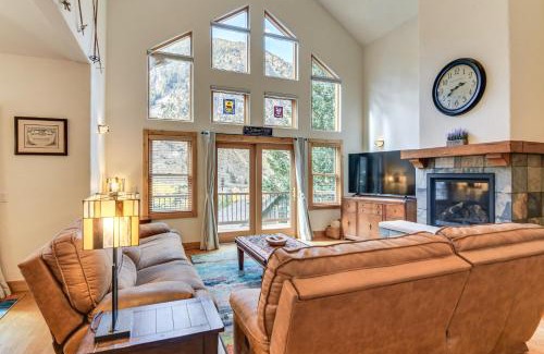 Georgetown House | Mtn-View Cabin with Private Hot Tub in Georgetown!