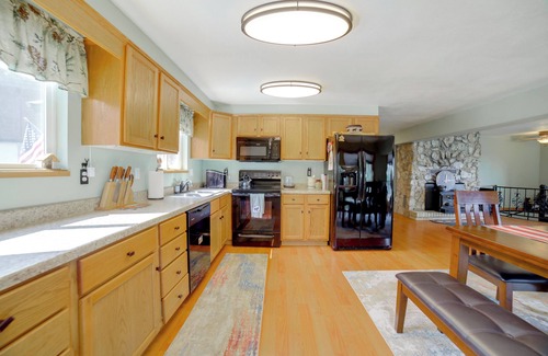 Garden Valley House | Mtn-View Oasis w/Pool Access in Garden Valley