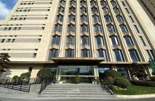 Huaihai Road Commercial Area Apartment | Mu En Apartment - Haiyang Road