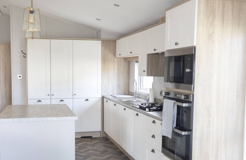 Mudeford House | Mudeford Lodge - a new large luxury holiday home on Sandhills