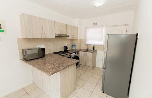 Muizenberg Apartment | Muizi Hideaway