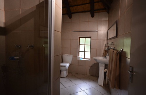 Polokwane Cabin | Mukurumanzi Lodge