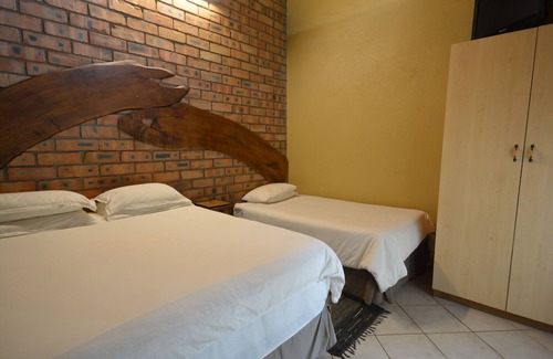 Polokwane Cabin | Mukurumanzi Lodge