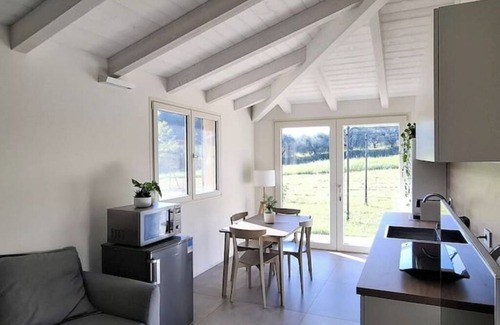 Cesena Apartment | Mulberry Hill: comfort in the early Cesena countryside.