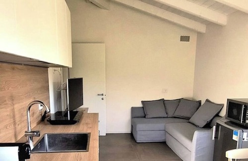 Cesena Apartment | Mulberry Hill: comfort in the early Cesena countryside.