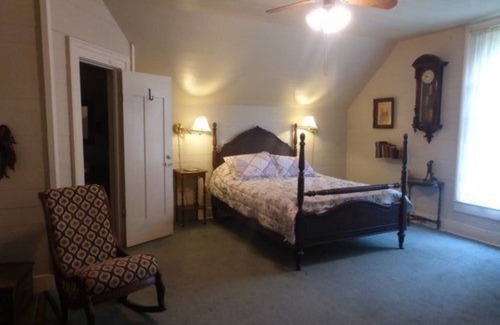 Mulberry Bed & Breakfast | Mulberry Lavender Farm and B&B
