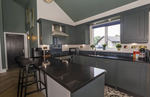 Selby Cottage | Mulberry Lodge - sleeps 4 guests in 2 bedrooms