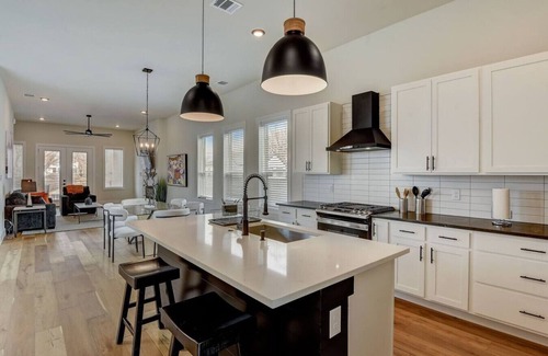 West Dallas House | Muncie at Trinity Grove