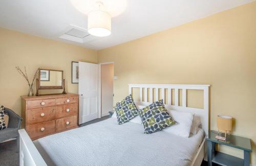 Holt House | Muriel Cottage