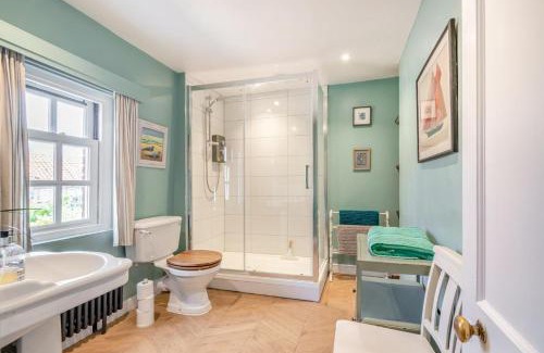 Holt House | Muriel Cottage